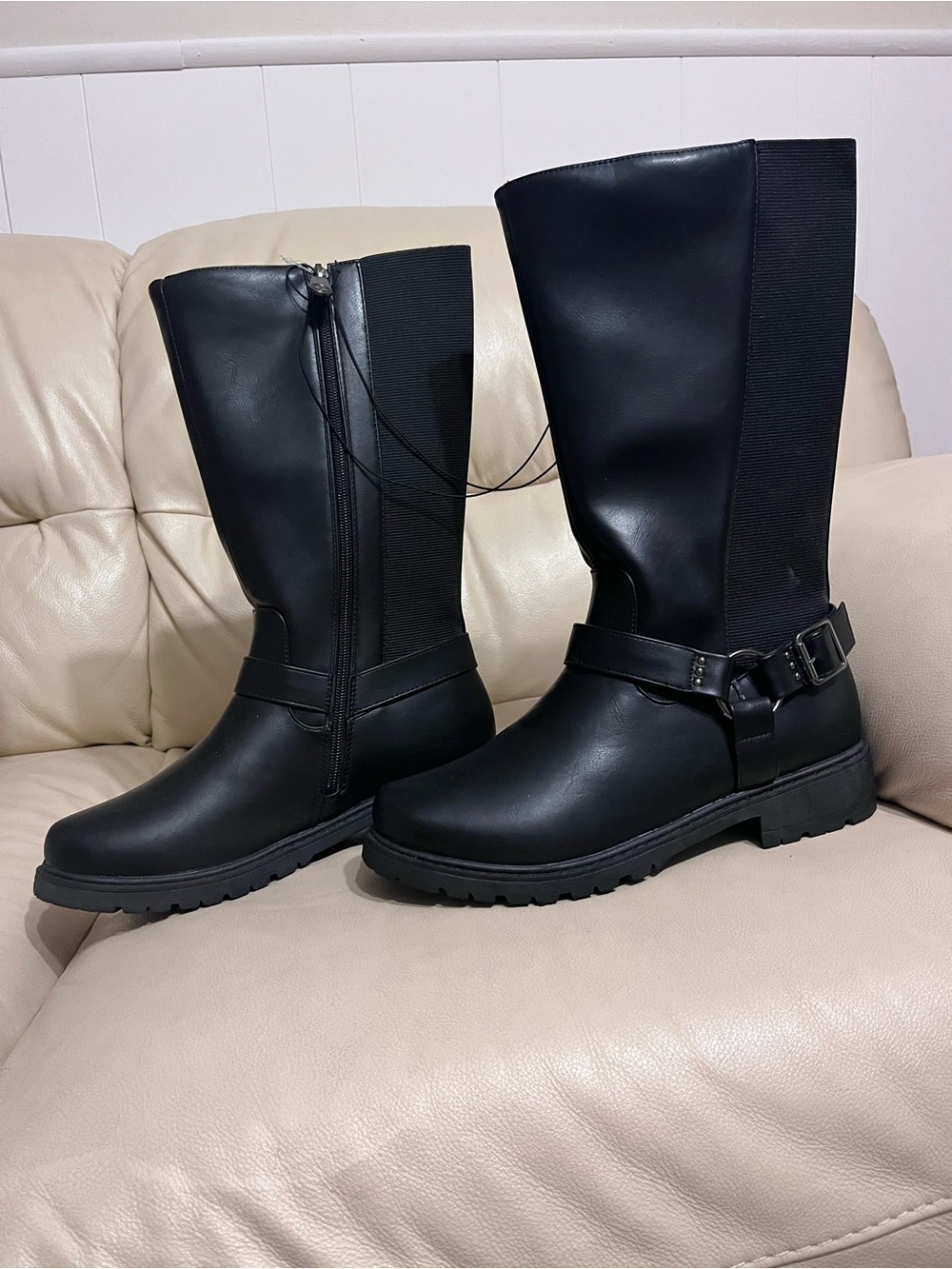 Women’s Black Lace-Up Mid-Calf Buckle Boots